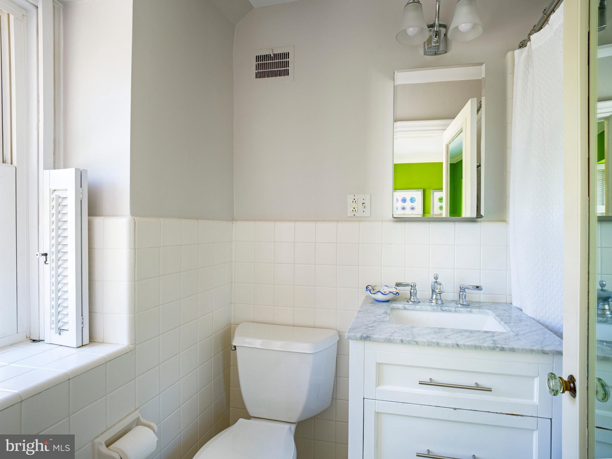 454 Moreno Road Wynnewood, PA 19096 - Photo 31 of 46 Ensuite Bathroom 2