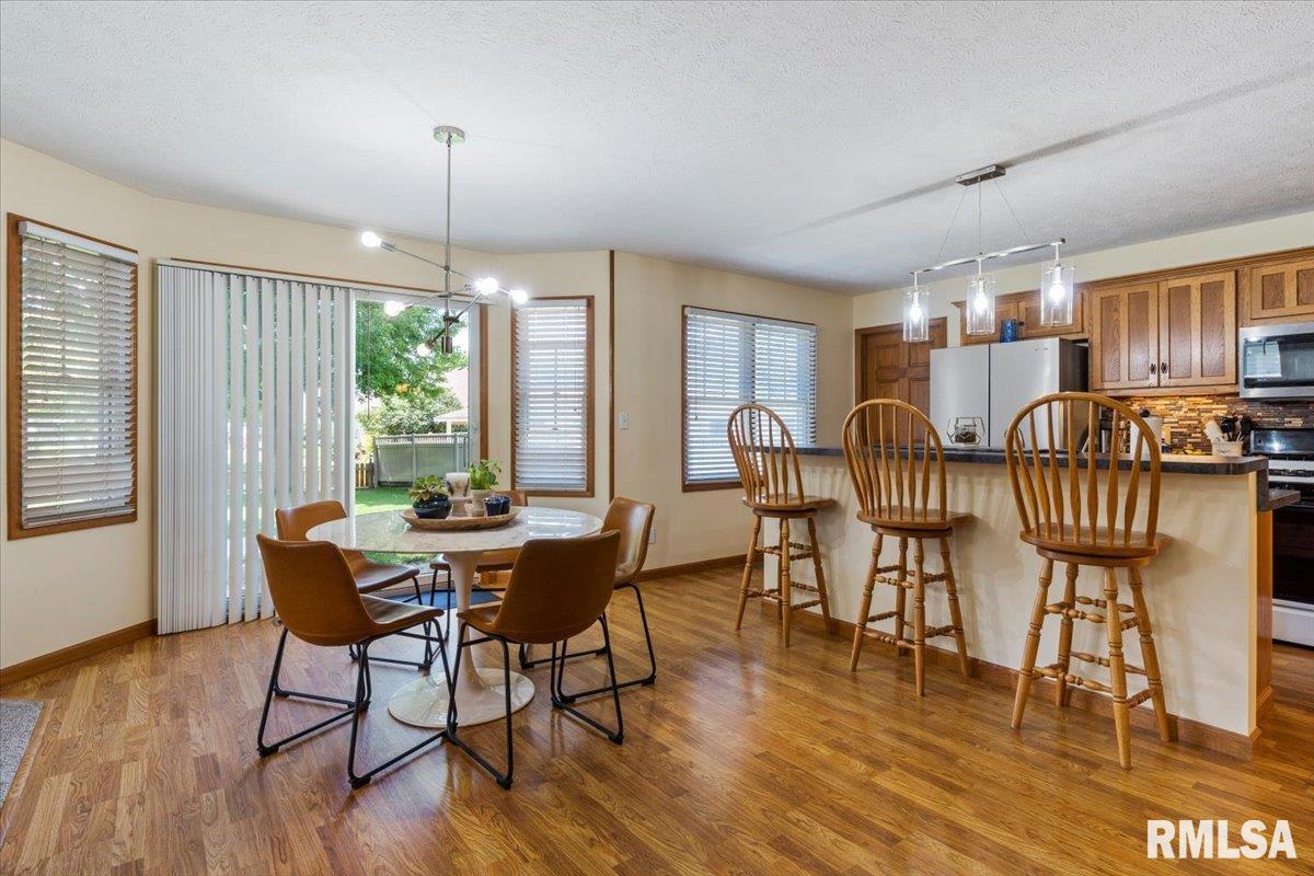 2005 Palo Alto Drive Springfield, IL 62711 - Photo 12 of 38 Gallery Image 12