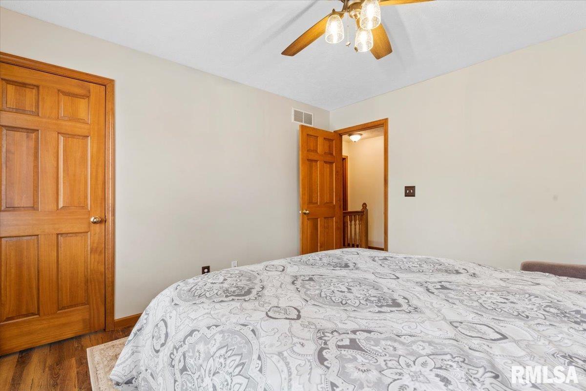 2005 Palo Alto Drive Springfield, IL 62711 - Photo 23 of 38 Gallery Image 23