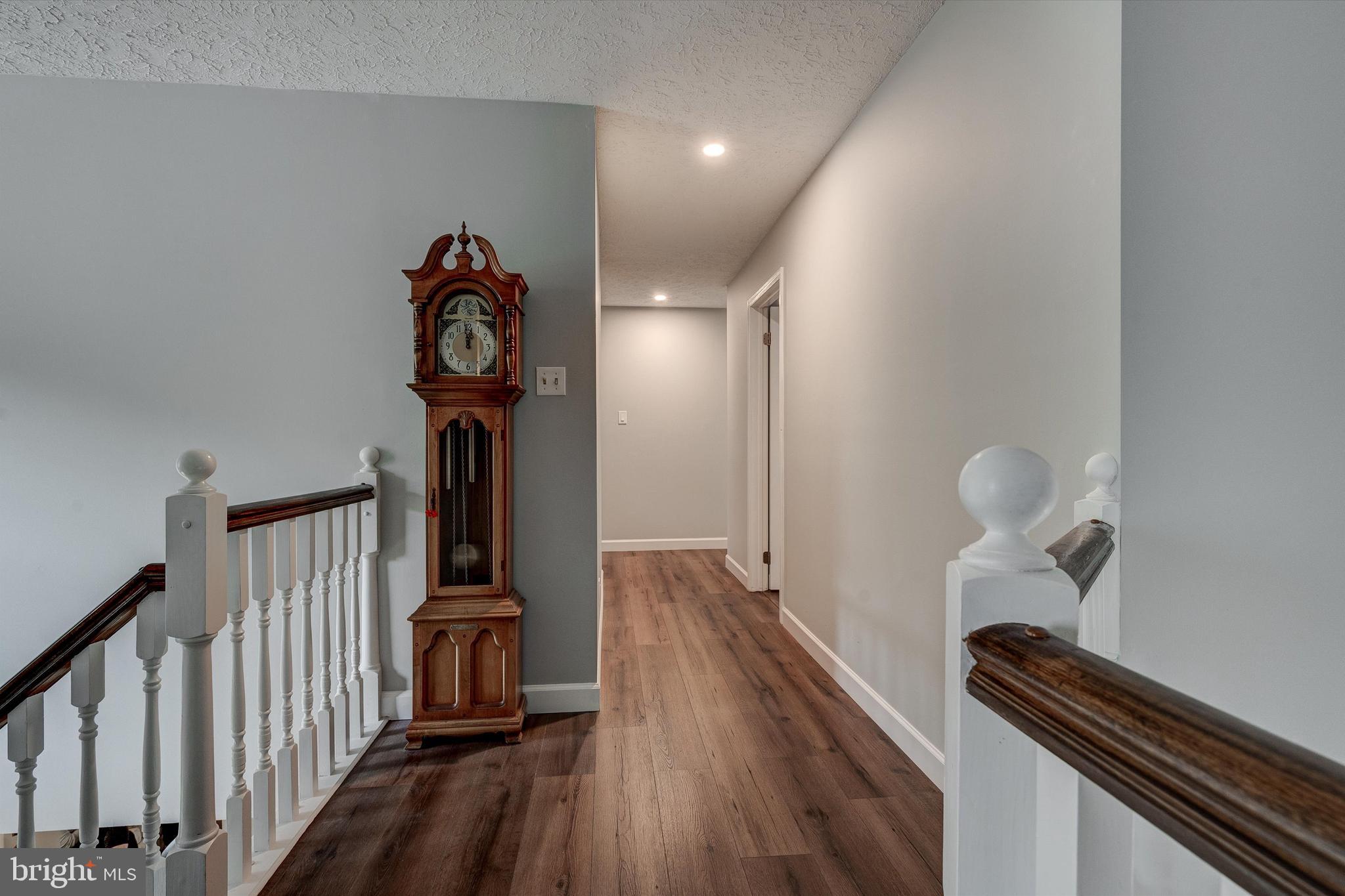 105 Annapolis Drive Sicklerville, NJ 08081 - Photo 25 of 56 a view of a hallway with closet
