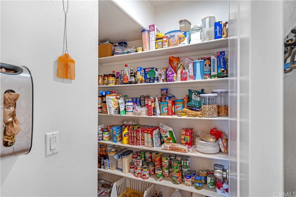 7960 Tallow Tree Circle Eastvale, CA 92880 - Photo 12 of 31