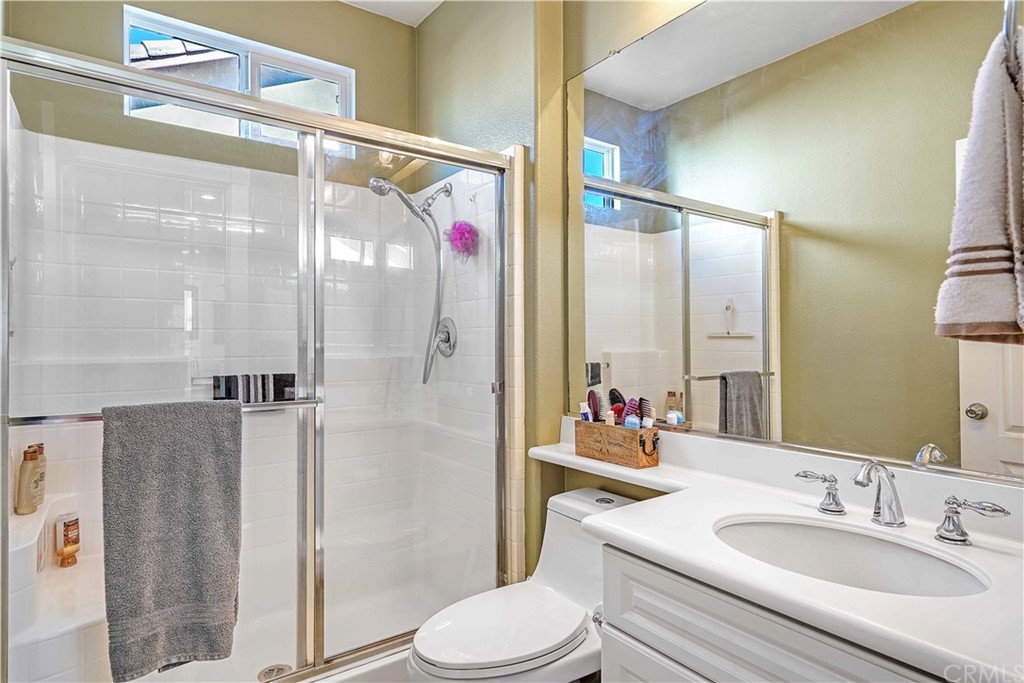 7960 Tallow Tree Circle Eastvale, CA 92880 - Photo 14 of 31