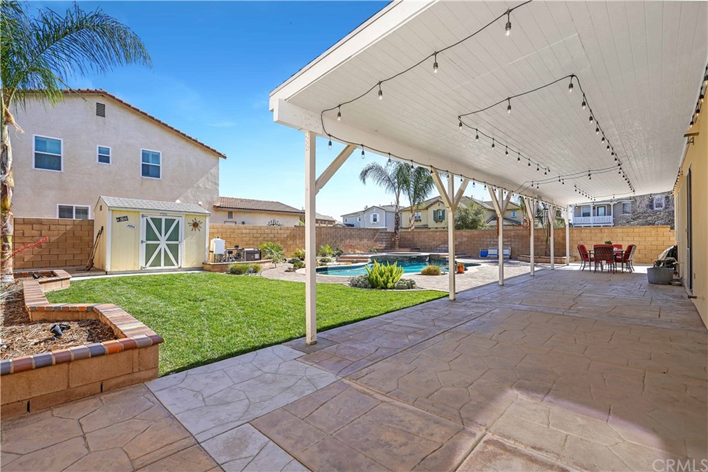 7960 Tallow Tree Circle Eastvale, CA 92880 - Photo 27 of 31