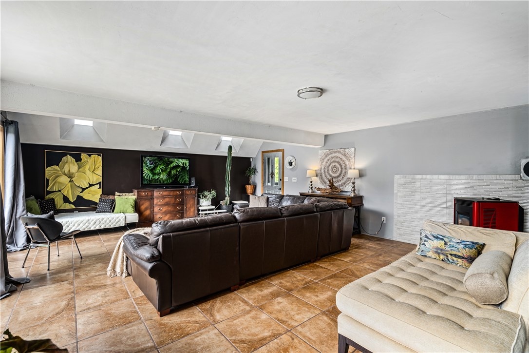 774 Cooper Road Glocester, RI 02814 - Photo 7 of 37