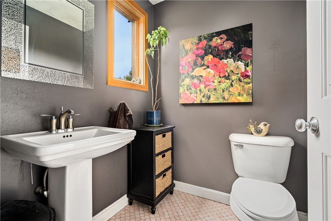 774 Cooper Road Glocester, RI 02814 - Photo 8 of 37