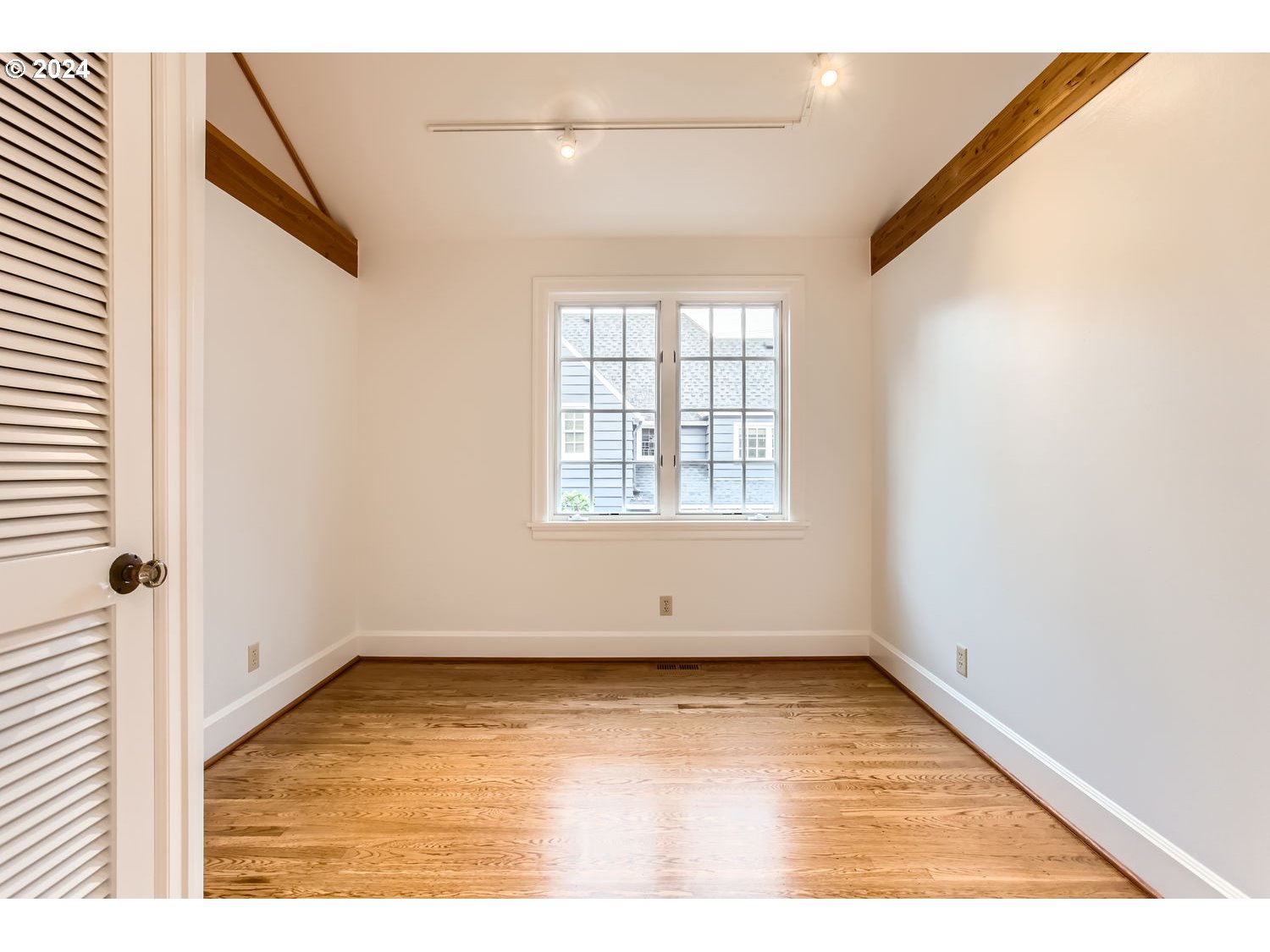 7024 Southeast Reed College Place Portland, OR 97202 - Photo 27 of 38 Gallery Image 27