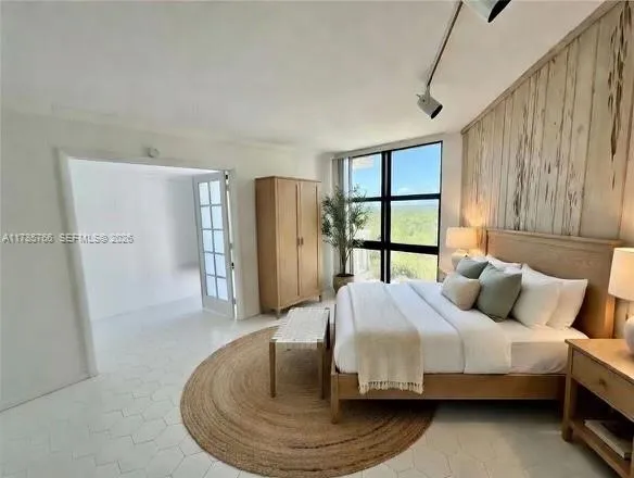 $1,195,000 | 1111 Crandon Boulevard, Unit B804, Key Biscayne, FL 33149