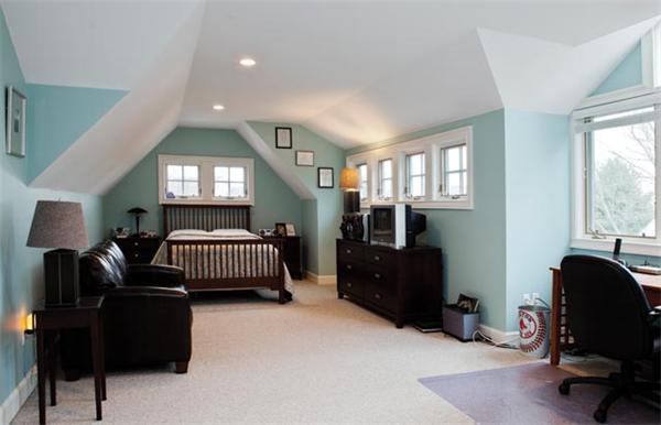 76 Huntington Road Newton, MA 02458 - Photo 12 of 19 Gallery Image 12