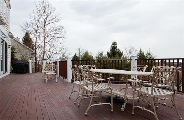 76 Huntington Road Newton, MA 02458 - Photo 16 of 19 Gallery Image 16