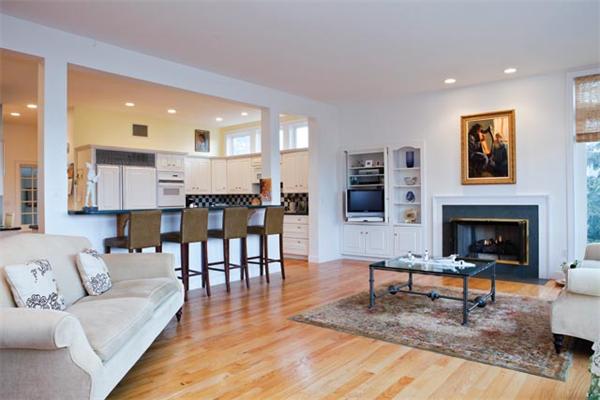 76 Huntington Road Newton, MA 02458 - Photo 2 of 19 Gallery Image 2