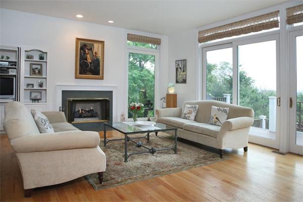 76 Huntington Road Newton, MA 02458 - Photo 4 of 19 Gallery Image 4