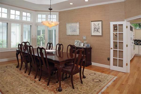 76 Huntington Road Newton, MA 02458 - Photo 5 of 19 Gallery Image 5