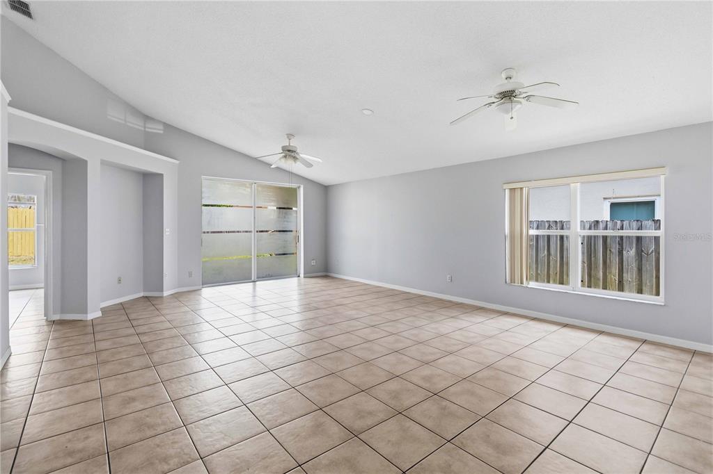 11913 Hatcher Circle Orlando, FL 32824 - Photo 7 of 30