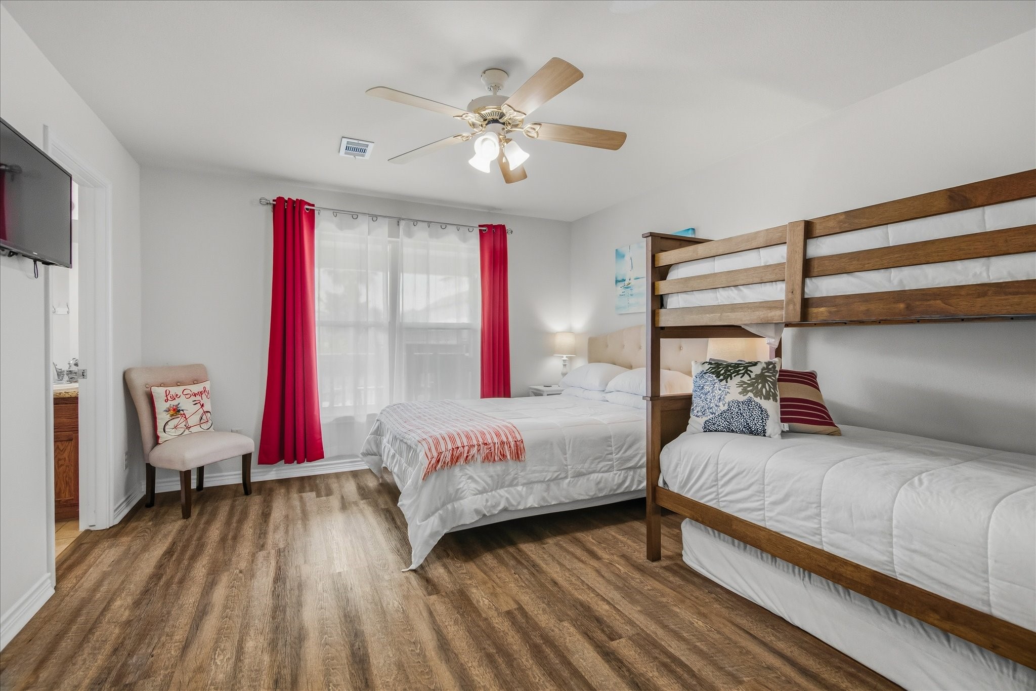 2619 Tide Road Crystal Beach, TX 77650 - Photo 21 of 50 Primary Bedroom