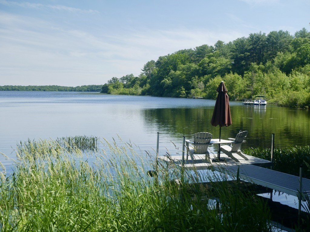 585 Neck Road Rochester, MA 02770 - Photo 14 of 42