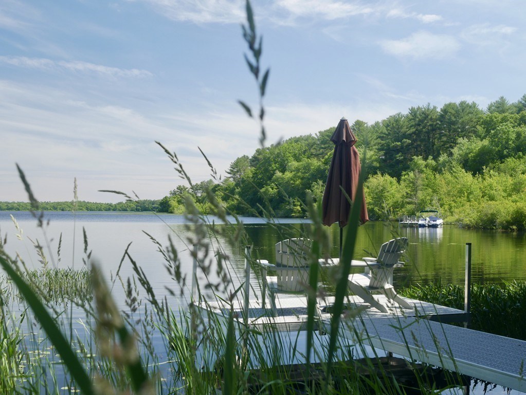 585 Neck Road Rochester, MA 02770 - Photo 16 of 42