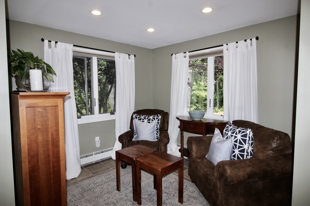 585 Neck Road Rochester, MA 02770 - Photo 18 of 42