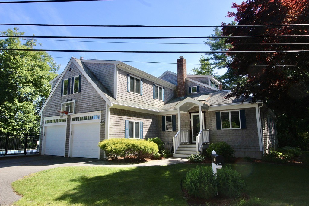 585 Neck Road Rochester, MA 02770 - Photo 2 of 42