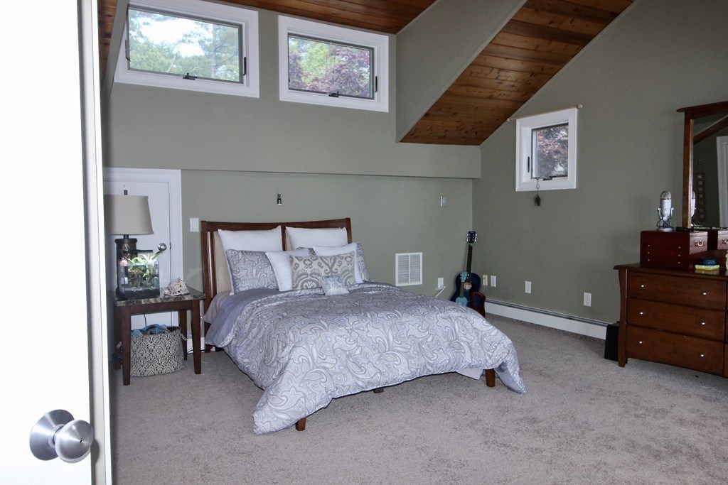 585 Neck Road Rochester, MA 02770 - Photo 31 of 42