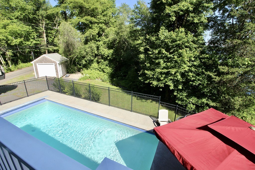 585 Neck Road Rochester, MA 02770 - Photo 10 of 42