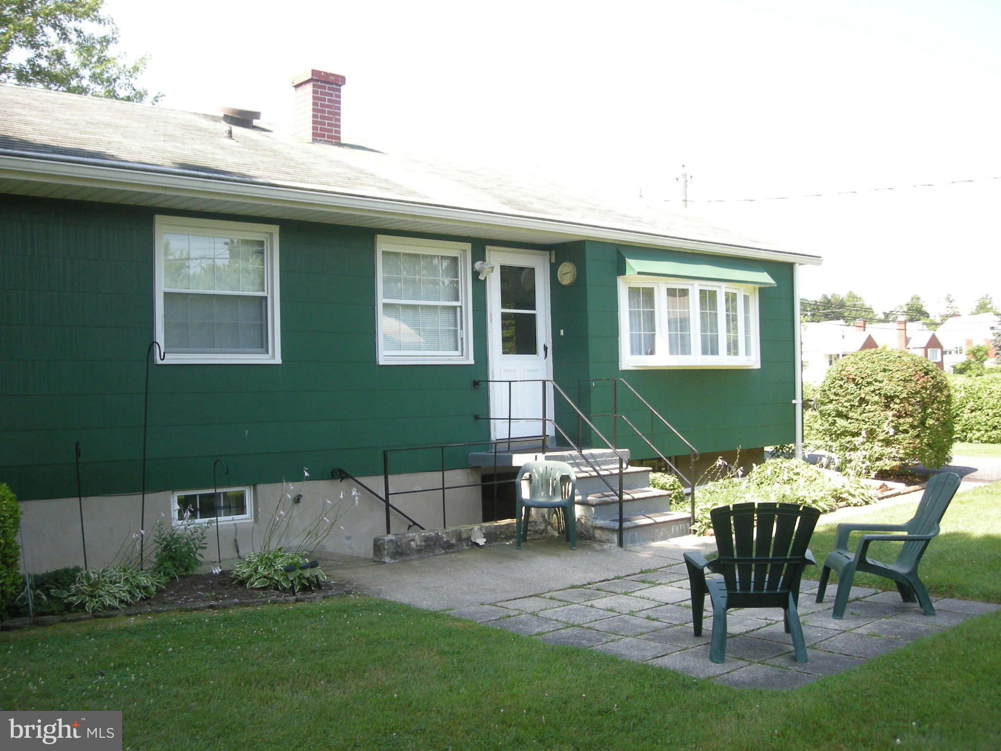 4416 Ebenezer Road Baltimore, MD 21236 - Photo 5 of 21 Patio and back door