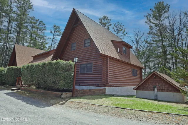 $429,000 | 108 Crystal Lake Drive, Unit 9, Horicon, NY 12815