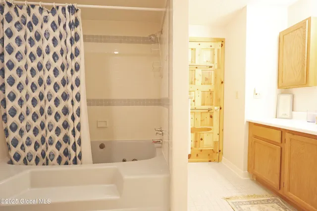 $429,000 | 108 Crystal Lake Drive, Unit 9, Horicon, NY 12815