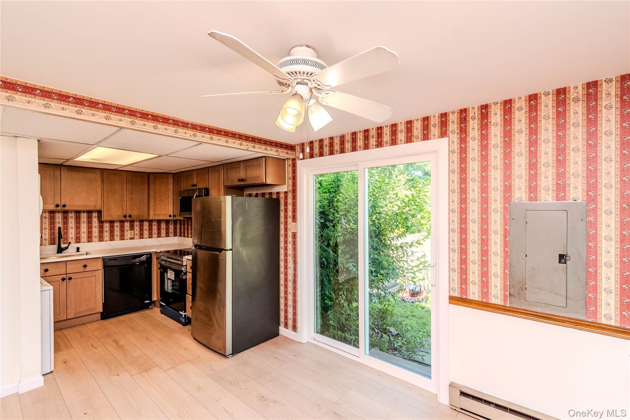 100 Rinaldi Boulevard Poughkeepsie, NY 12601 - Photo 15 of 27 full Angle Kit/Dining