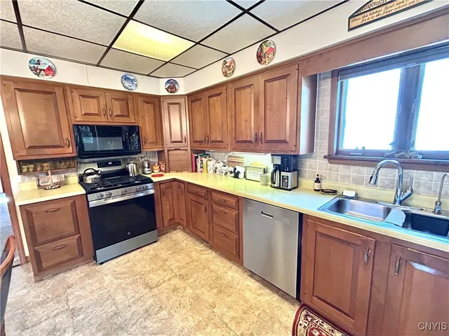 $182,000 | 9693 Highway 812, New Bremen, NY 13327