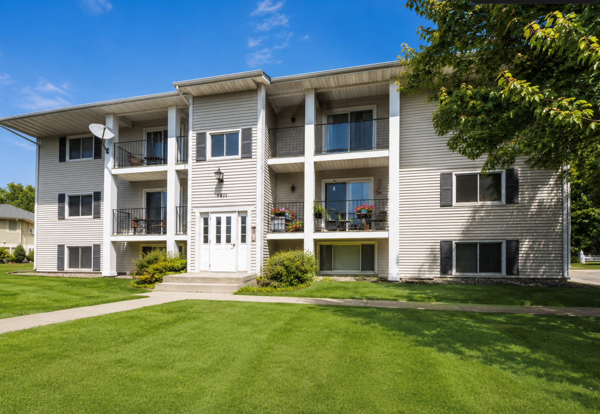 1811 Greenfield Lane Southwest, Unit 12 Rochester, MN 55902 - Photo 1 of 1