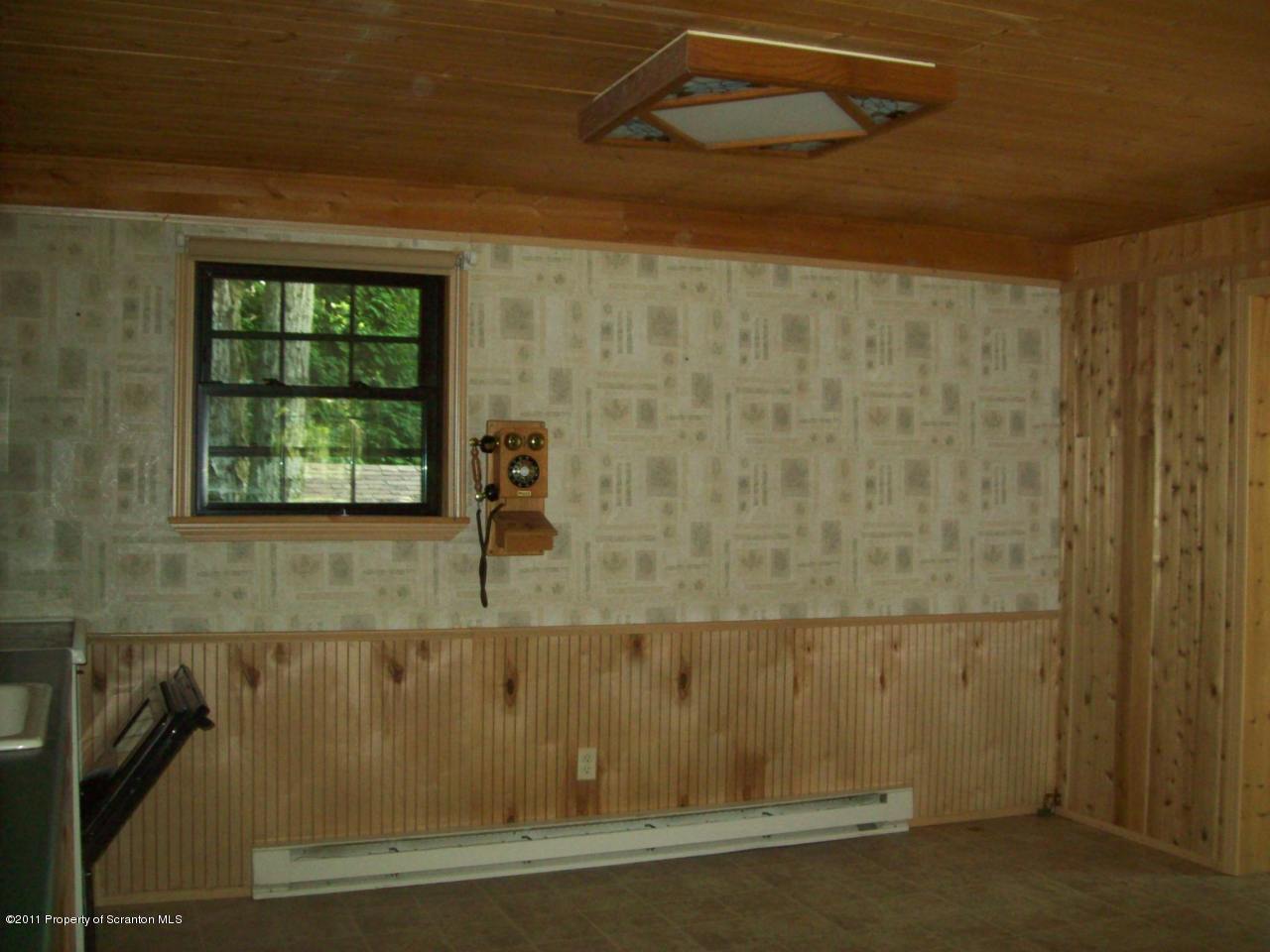 352 Tiffany Road Hawley, PA 18428 - Photo 10 of 17 Gallery Image 10