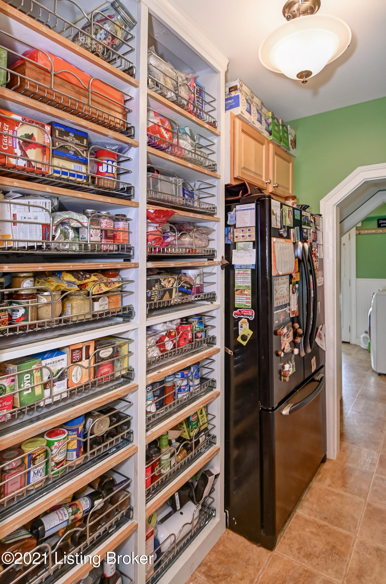 859 Travis Road Taylorsville, KY 40071 - Photo 31 of 97 30- Pantry 859TravisRd-37