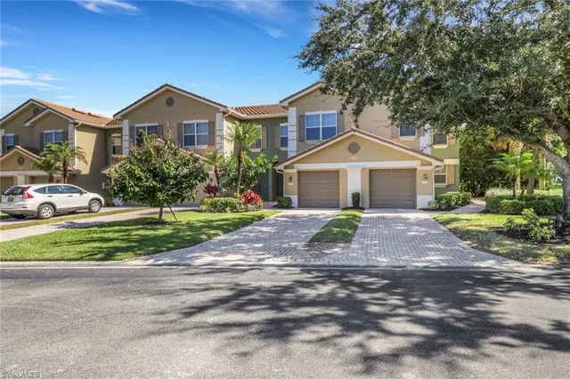 $225,000 | 3240 Cottonwood Bend, Unit 206, Fort Myers, FL 33905