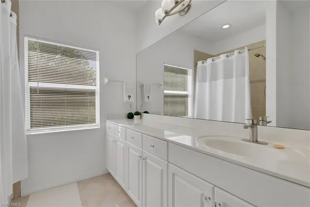 $225,000 | 3240 Cottonwood Bend, Unit 206, Fort Myers, FL 33905