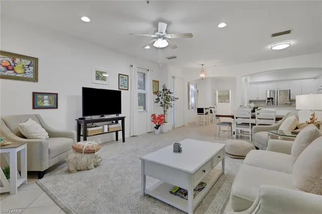 $225,000 | 3240 Cottonwood Bend, Unit 206, Fort Myers, FL 33905