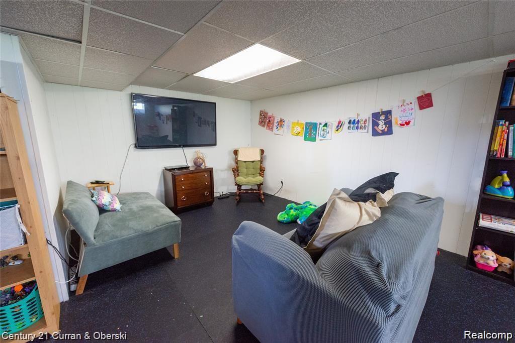 2058 Burdic Street Troy, MI 48085 - Photo 25 of 30 Gallery Image 25