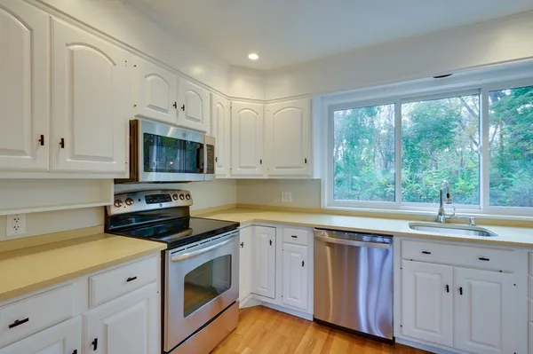 $7,500 | 93 Woodcliff Road, Chestnut Hill, MA 02467