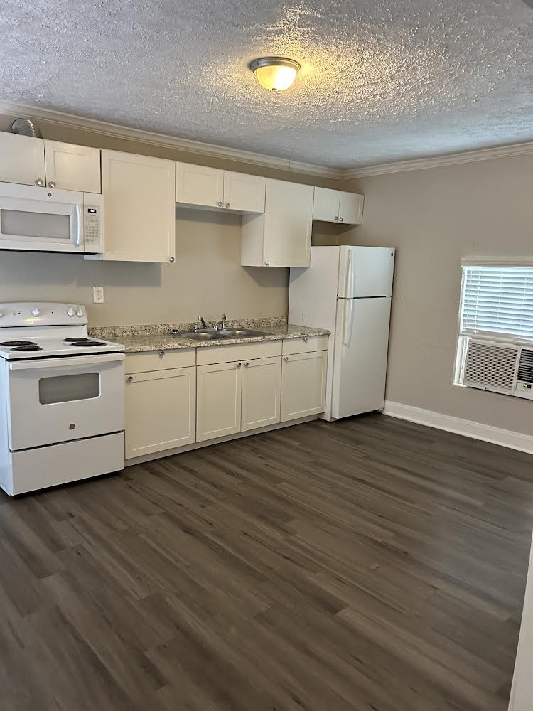 1709 West 4th Street, Unit 1709 Freeport, TX 77541 - Photo 2 of 8