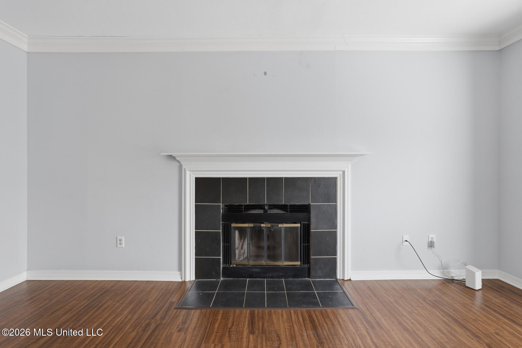 500 Northpointe Parkway, Unit 310 Jackson, MS 39211 - Photo 11 of 35 Wood-burning fireplace