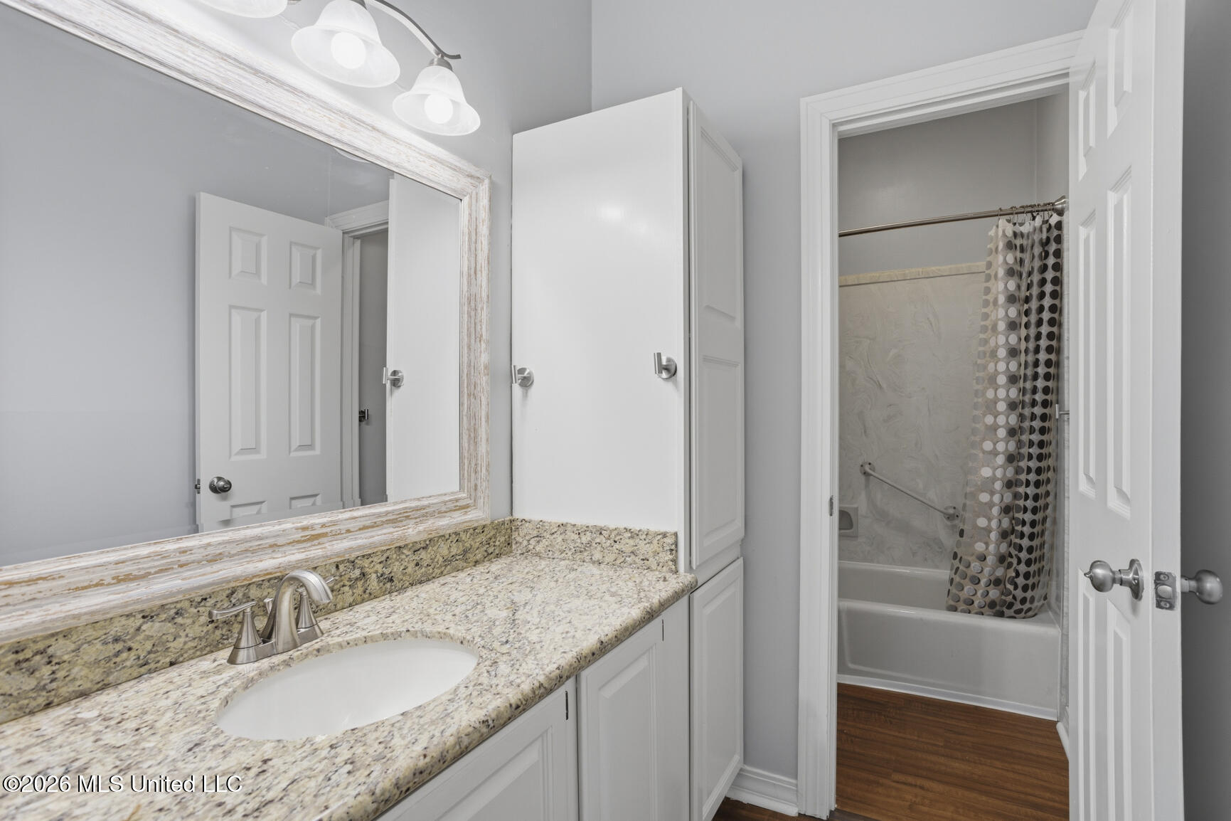 500 Northpointe Parkway, Unit 310 Jackson, MS 39211 - Photo 21 of 35 Primary Bath