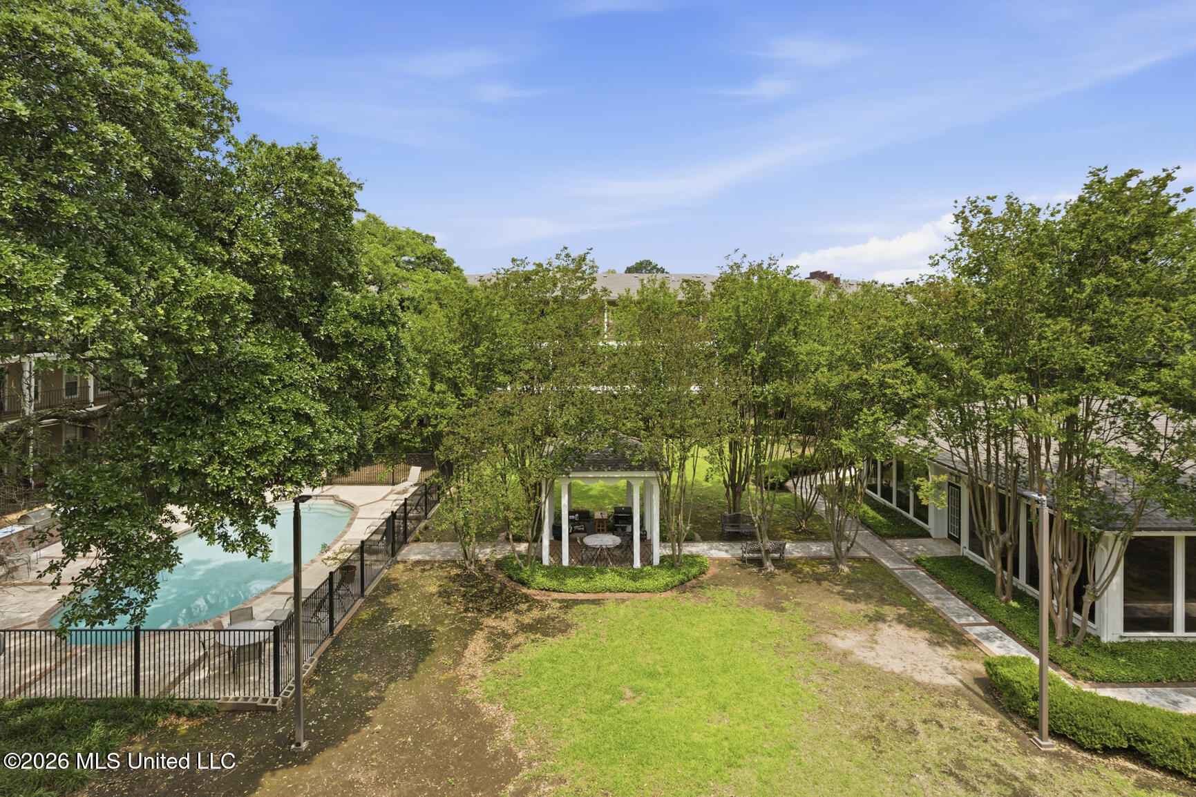 500 Northpointe Parkway, Unit 310 Jackson, MS 39211 - Photo 29 of 35 Courtyard