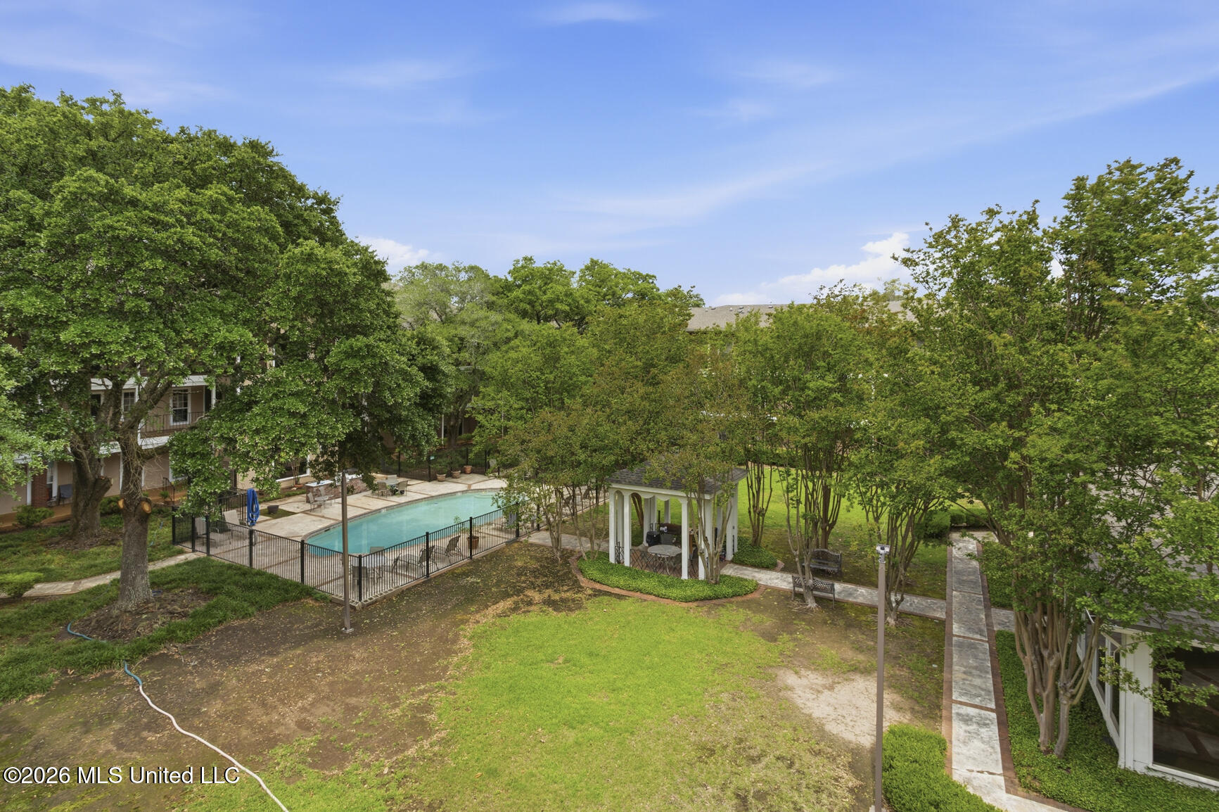 500 Northpointe Parkway, Unit 310 Jackson, MS 39211 - Photo 30 of 35 Courtyard