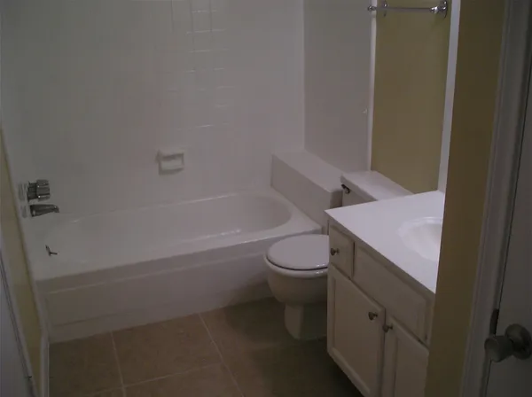 $1,295 | 5810 Twisted Pine Court, Unit B, Houston, TX 77039