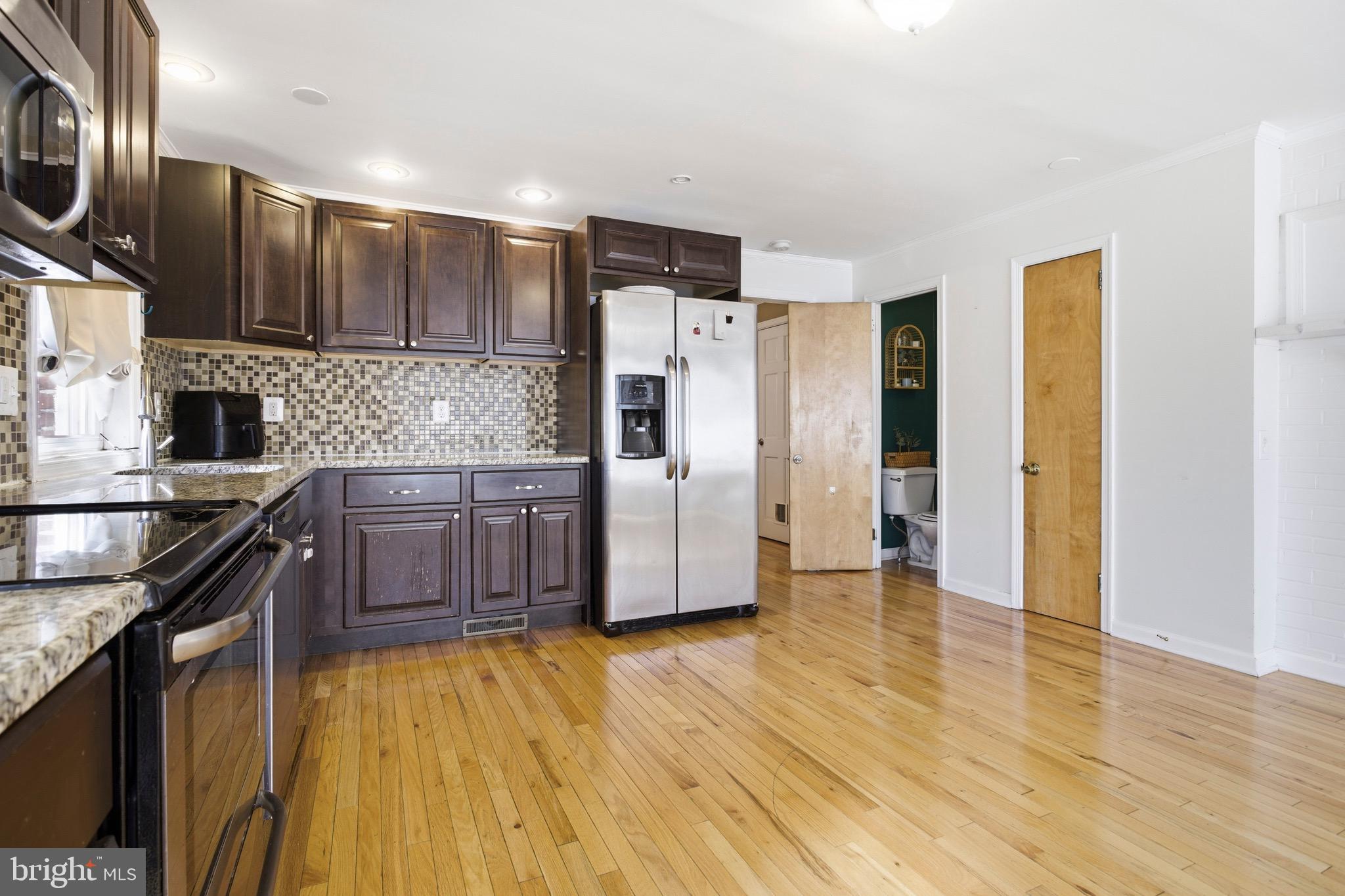 326 East Rodgers Street Ridley Park, PA 19078 - Photo 15 of 33