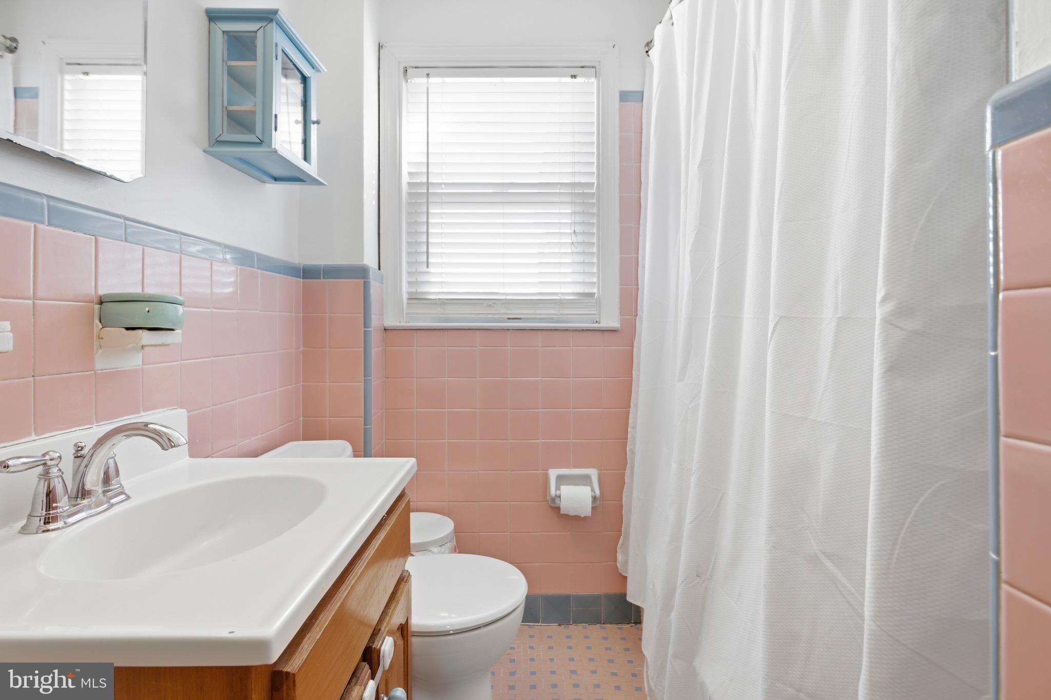 326 East Rodgers Street Ridley Park, PA 19078 - Photo 24 of 33