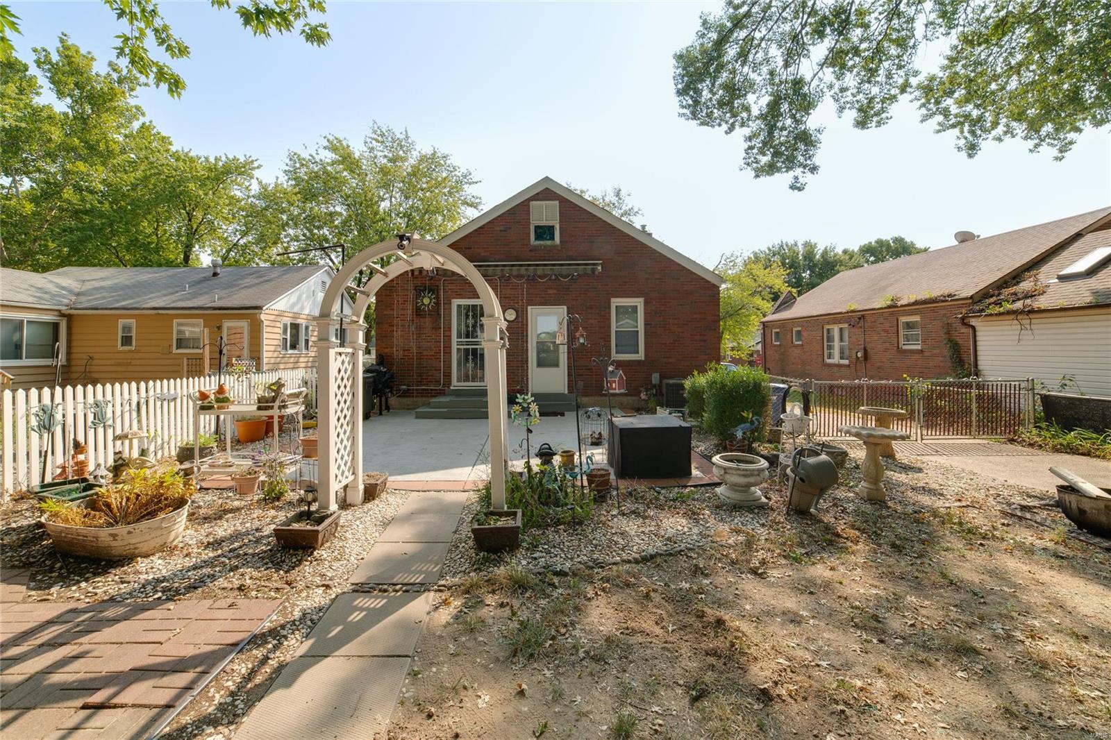 2919 Hilleman Avenue St. Louis, MO 63114 - Photo 26 of 38