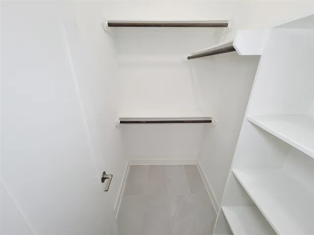 $3,300 | 845 Fisher Street, Unit E, Houston, TX 77018