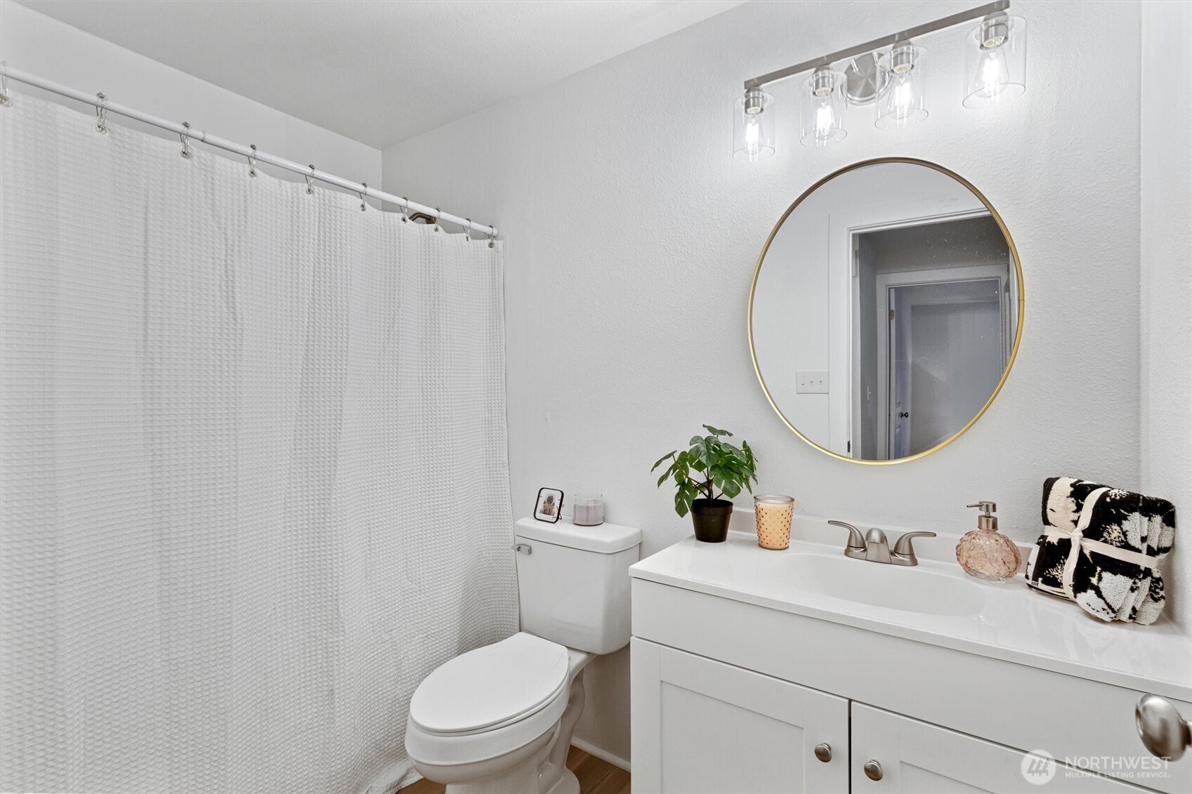 820 Cady Road, Unit G205 Everett, WA 98203 - Photo 23 of 33 Gallery Image 23