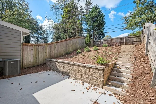 $2,400 | 2103 Kristen Court, Smyrna, GA 30080