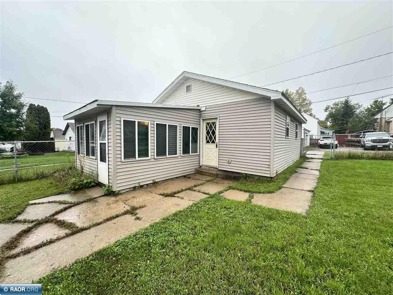 327 7th Street Southwest Chisholm, MN 55719 - Photo 24 of 28